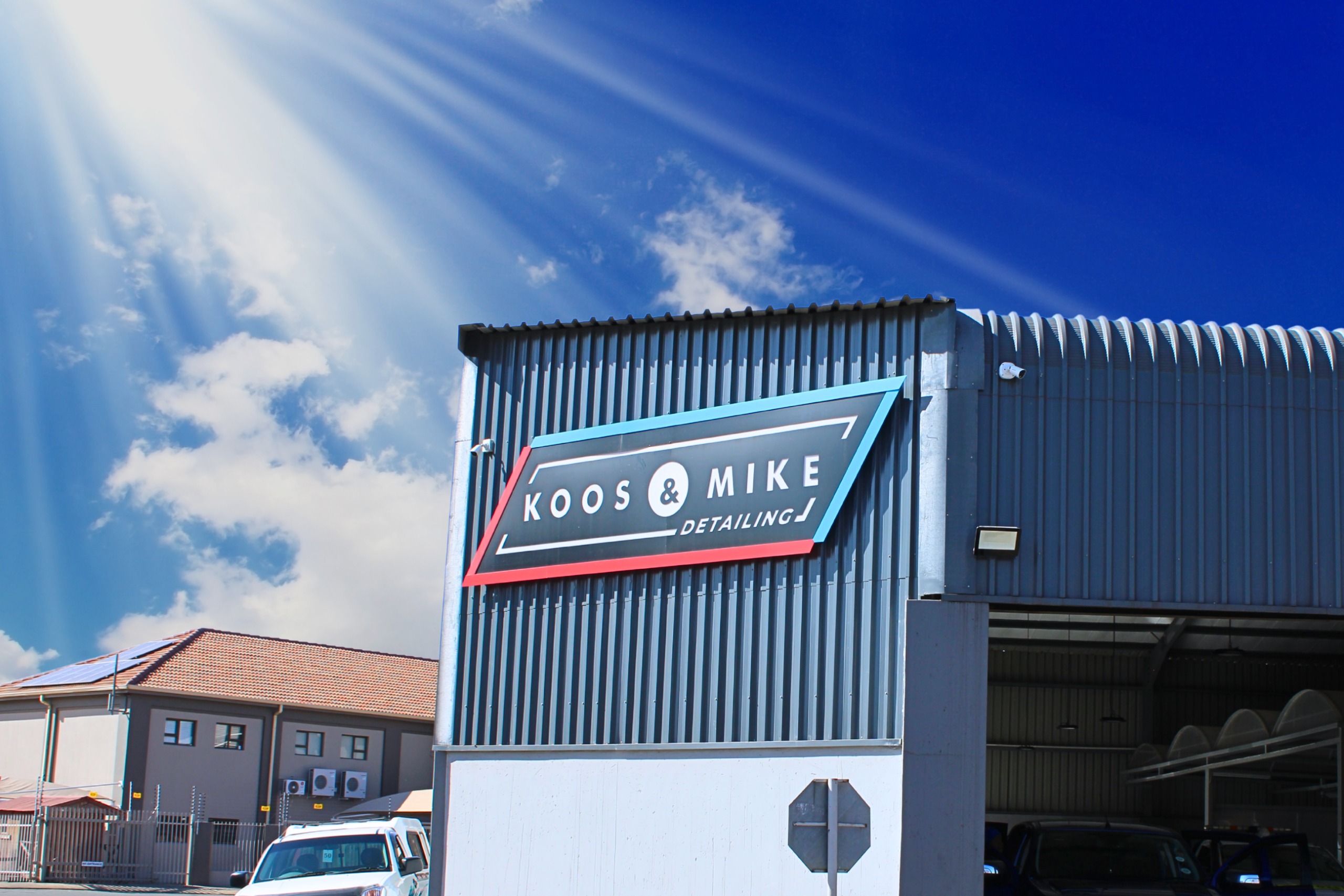 image of Koos and Mike detailing workshop